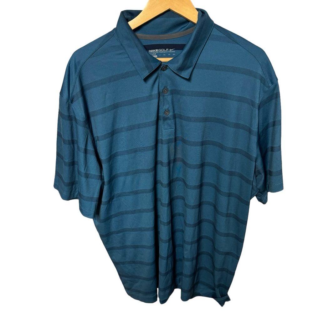 Nike Golf size large, lightweight‎ blue stripes short sleeve polo